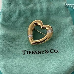 Tiffany & Co. Heart Brooch Pin 18k yellow gold